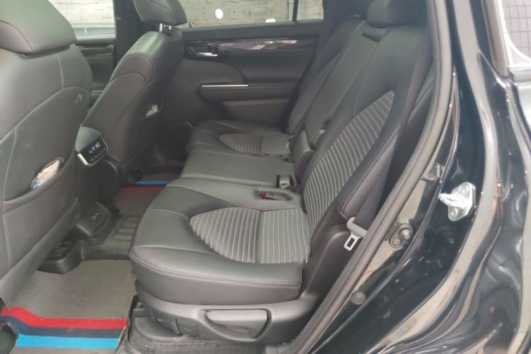 Used Toyota Crown Kluger 2021 2.5L HEV Four-Wheel Drive Premium Edition Left Rear Seat