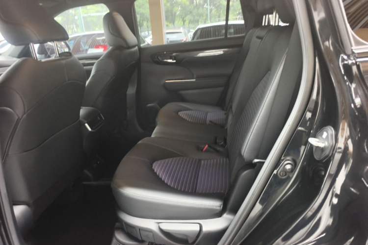 Used Toyota Crown Kluger 2021 2.5L HEV Four-Wheel Drive Premium Edition Left Rear Seat