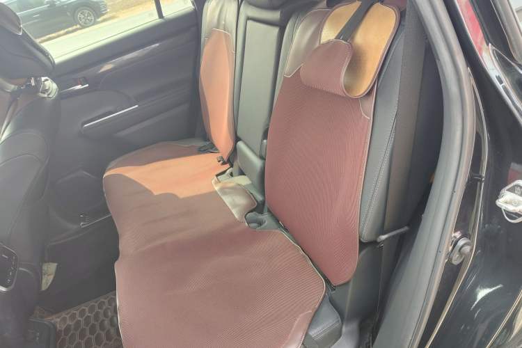 Used Toyota Crown Kluger 2021 2.5L HEV Four-Wheel Drive Premium Edition Left Rear Seat