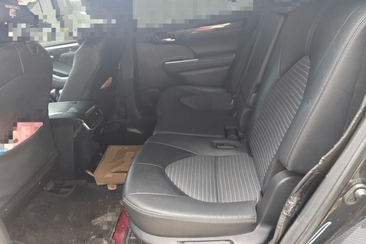Used Toyota Crown Kluger 2021 2.5L HEV Four-Wheel Drive Premium Edition Left Rear Seat