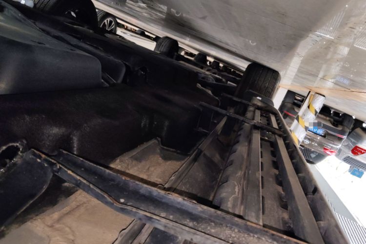 Used Toyota Crown Kluger 2021 2.5L HEV Four-Wheel Drive Luxury Edition Left Side Sill