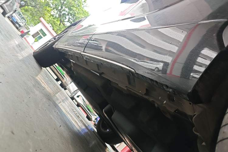 Used Toyota Crown Kluger 2021 2.5L HEV Four-Wheel Drive Premium Edition Left Side Sill
