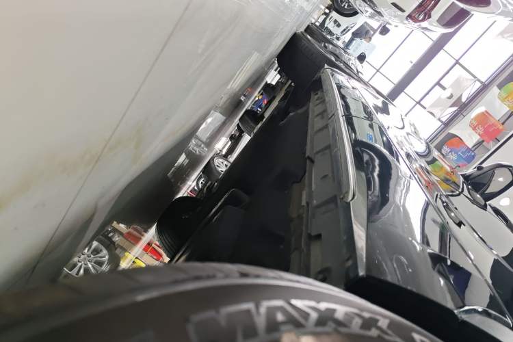 Used Toyota Crown Kluger 2021 2.5L HEV Two-Wheel Drive Elite Edition Left Side Sill