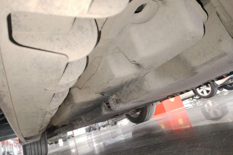 Used Toyota Crown Kluger 2021 2.5L HEV Four-Wheel Drive Luxury Edition Left Side Sill