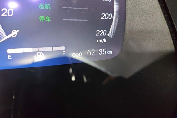 Used Toyota Crown Kluger 2021 2.5L HEV Four-Wheel Drive Premium Edition Odometer Close Up