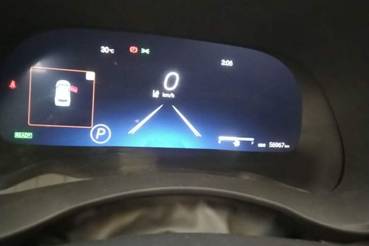 Used Toyota Crown Kluger 2021 2.5L HEV Four-Wheel Drive Premium Edition Odometer Close Up