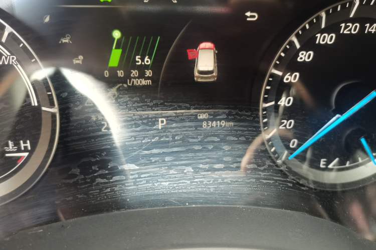 Used Toyota Crown Kluger 2021 2.5L HEV Two-Wheel Drive Entry Version Odometer Close Up