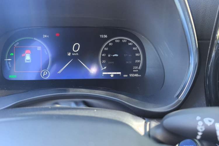 Used Toyota Crown Kluger 2021 2.5L HEV Four-Wheel Drive Premium Edition Odometer Close Up