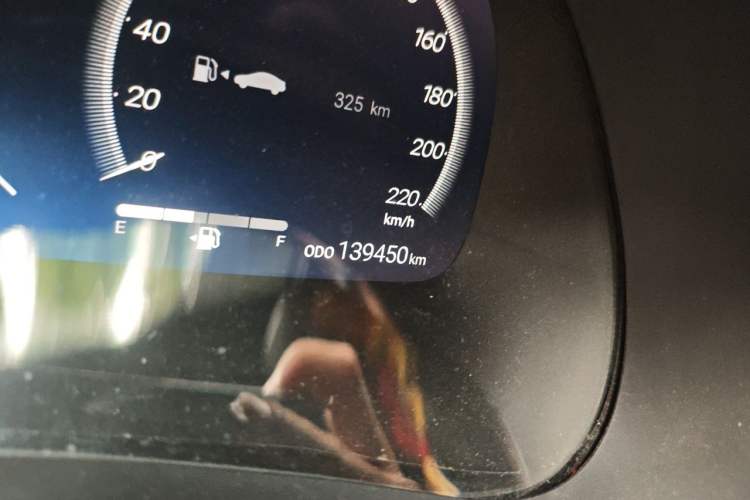 Used Toyota Crown Kluger 2021 2.5L HEV Four-Wheel Drive Premium Edition Odometer Close Up