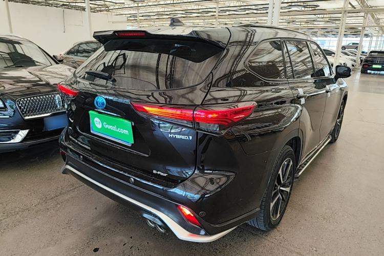 Used Toyota Crown Kluger 2021 2.5L HEV Four-Wheel Drive Luxury Edition Rear Right 45 Deg