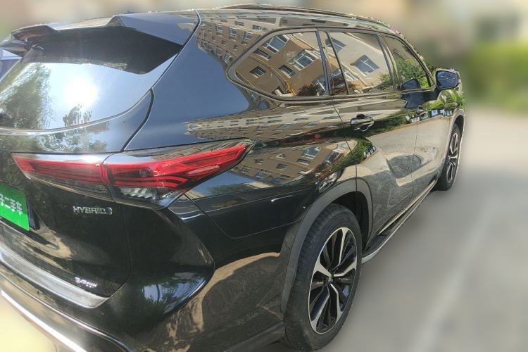 Used Toyota Crown Kluger 2021 2.5L HEV Four-Wheel Drive Premium Edition Rear Right 45 Deg