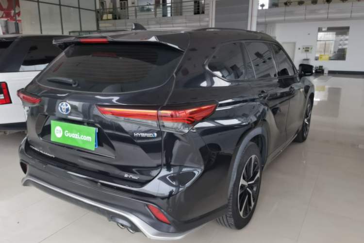 Used Toyota Crown Kluger 2021 2.5L HEV Four-Wheel Drive Luxury Edition Rear Right 45 Deg