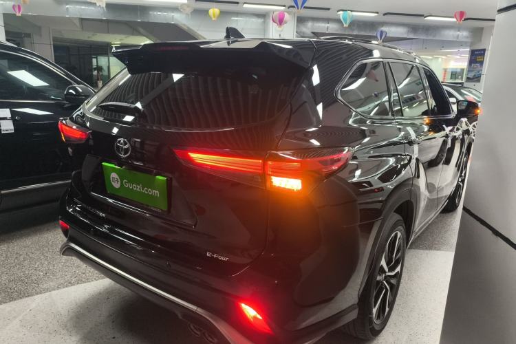Used Toyota Crown Kluger 2021 2.5L HEV Four-Wheel Drive Luxury Edition Rear Right 45 Deg
