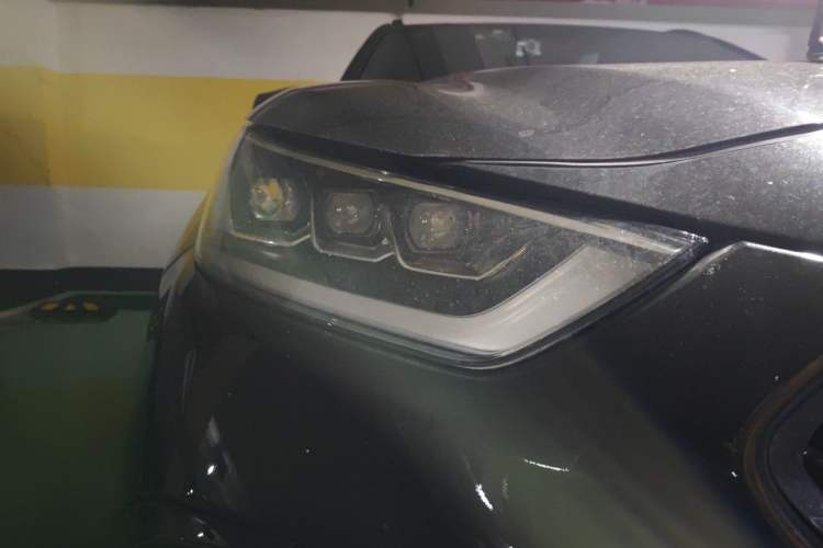Used Toyota Crown Kluger 2021 2.5L HEV Four-Wheel Drive Premium Edition Right Front Headlight