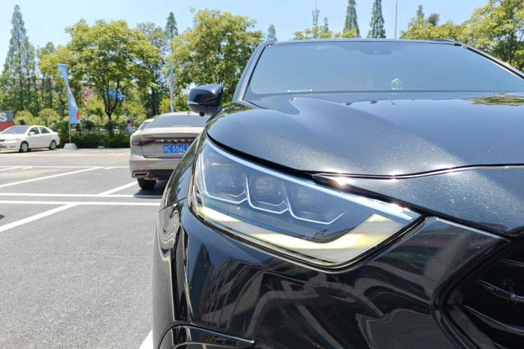 Used Toyota Crown Kluger 2021 2.5L HEV Four-Wheel Drive Luxury Edition Right Front Headlight