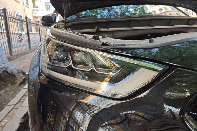 Used Toyota Crown Kluger 2021 2.5L HEV Four-Wheel Drive Luxury Edition Right Front Headlight