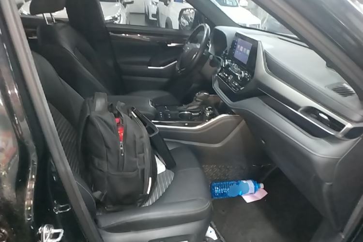 Used Toyota Crown Kluger 2021 2.5L HEV Four-Wheel Drive Luxury Edition Right Front Seat