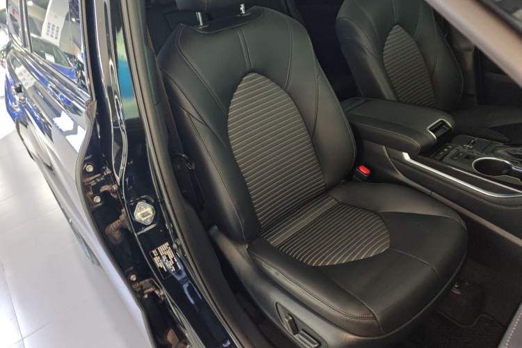 Used Toyota Crown Kluger 2021 2.5L HEV Four-Wheel Drive Premium Edition Right Front Seat