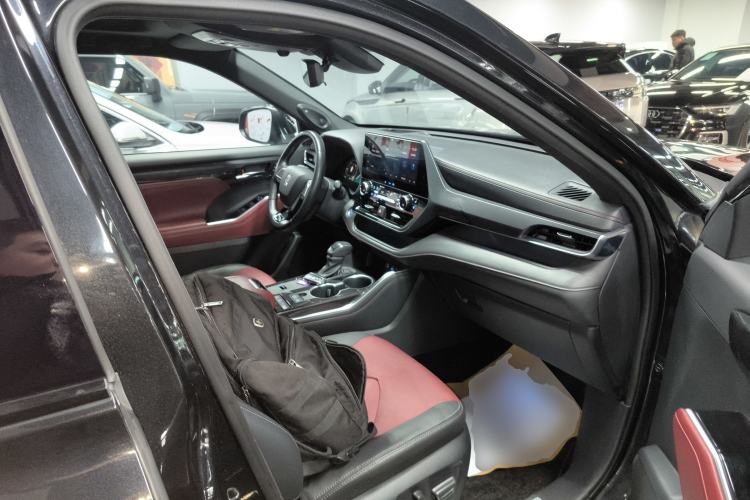 Used Toyota Crown Kluger 2021 2.5L HEV Four-Wheel Drive Flagship Edition Right Front Seat