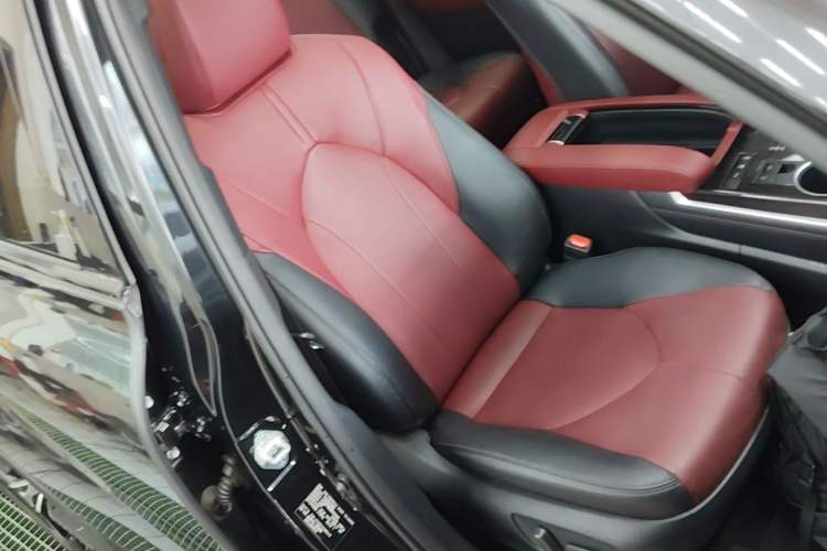 Used Toyota Crown Kluger 2021 2.5L HEV Four-Wheel Drive Flagship Edition Right Front Seat