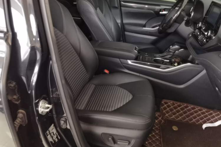 Used Toyota Crown Kluger 2021 2.5L HEV Four-Wheel Drive Luxury Edition Right Front Seat