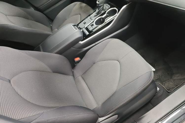 Used Toyota Crown Kluger 2021 2.5L HEV Two-Wheel Drive Elite Edition Right Front Seat