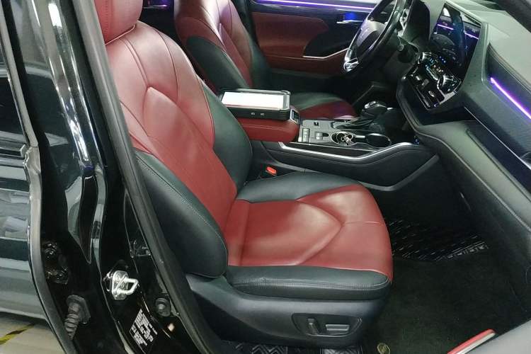 Used Toyota Crown Kluger 2021 2.5L HEV Four-Wheel Drive Flagship Edition Right Front Seat