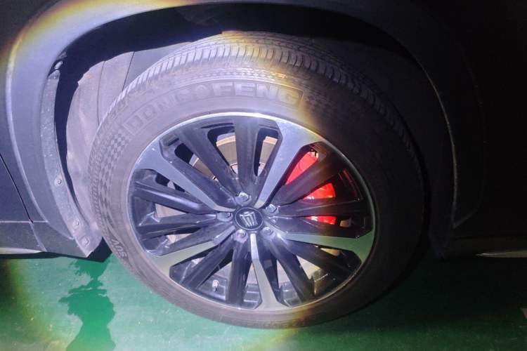 Used Toyota Crown Kluger 2021 2.5L HEV Four-Wheel Drive Premium Edition Right Front Wheel Hub