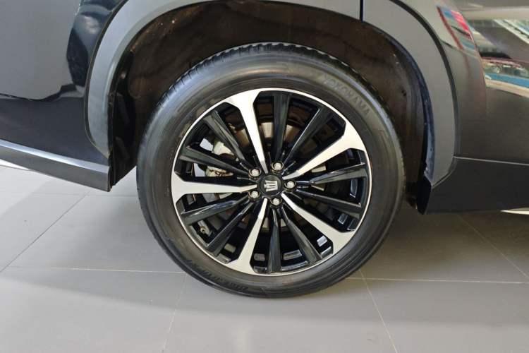 Used Toyota Crown Kluger 2021 2.5L HEV Four-Wheel Drive Premium Edition Right Rear Wheel Hub