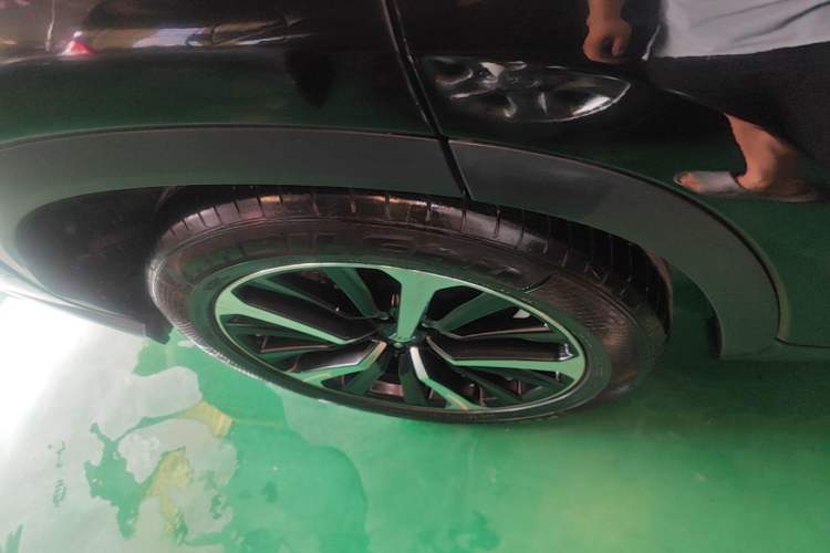 Used Toyota Crown Kluger 2021 2.5L HEV Four-Wheel Drive Premium Edition Right Rear Wheel Hub
