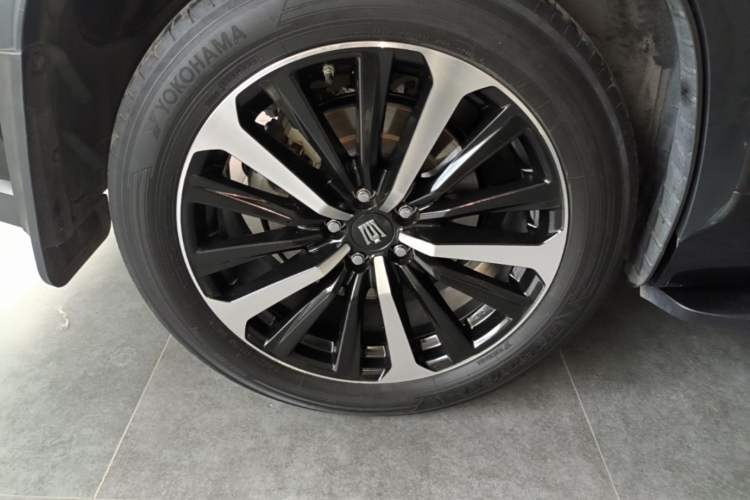 Used Toyota Crown Kluger 2021 2.5L HEV Four-Wheel Drive Premium Edition Right Rear Wheel Hub