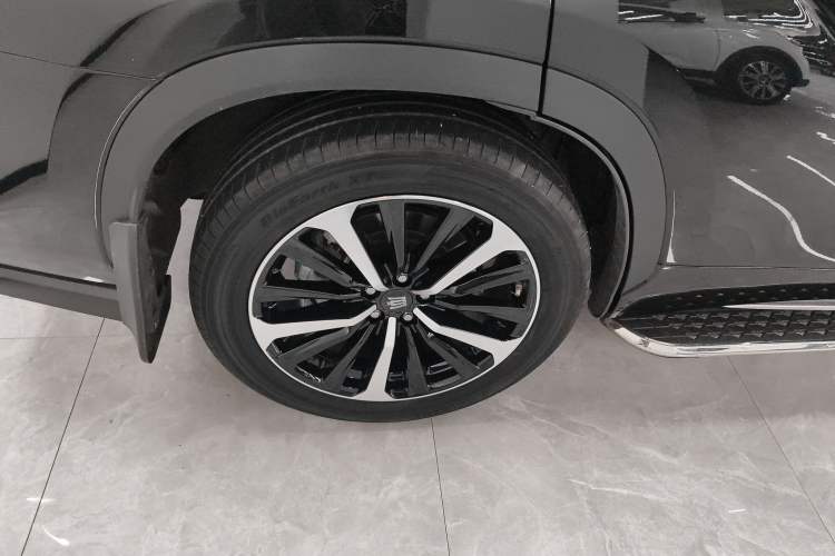 Used Toyota Crown Kluger 2021 2.5L HEV Four-Wheel Drive Premium Edition Right Rear Wheel Hub