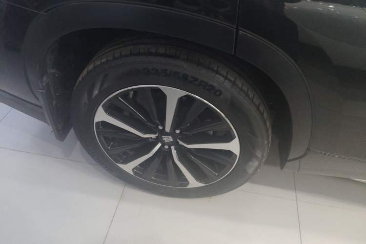 Used Toyota Crown Kluger 2021 2.5L HEV Four-Wheel Drive Premium Edition Right Rear Wheel Hub