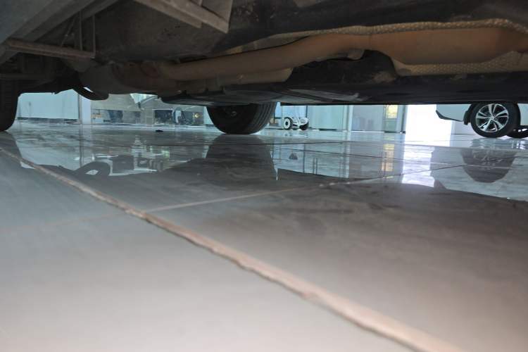 Used Toyota Crown Kluger 2021 2.5L HEV Two-Wheel Drive Entry Version Right Side Sill