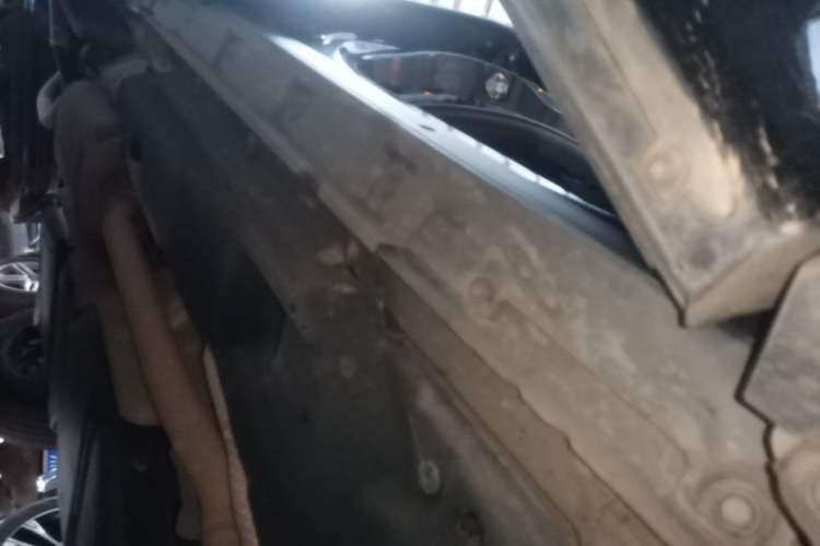 Used Toyota Crown Kluger 2021 2.5L HEV Four-Wheel Drive Premium Edition Right Side Sill
