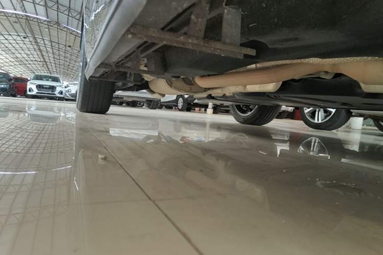 Used Toyota Crown Kluger 2021 2.5L HEV Four-Wheel Drive Luxury Edition Right Side Sill