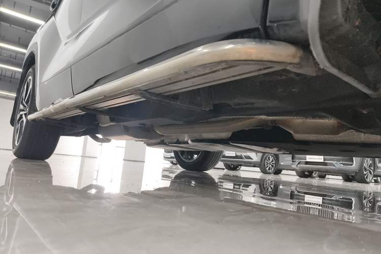 Used Toyota Crown Kluger 2021 2.5L HEV Four-Wheel Drive Premium Edition Right Side Sill