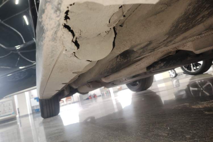 Used Toyota Crown Kluger 2021 2.5L HEV Four-Wheel Drive Luxury Edition Right Side Sill
