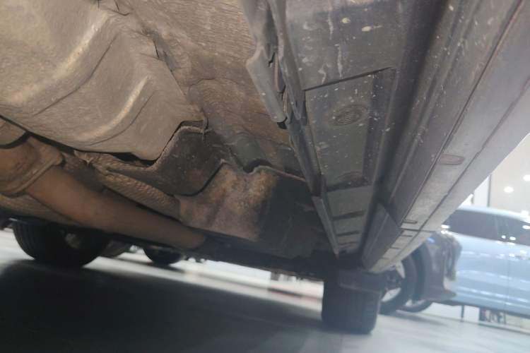 Used Toyota Crown Kluger 2021 2.5L HEV Four-Wheel Drive Premium Edition Right Side Sill