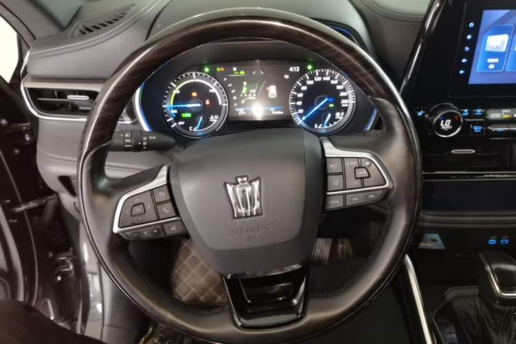 Used Toyota Crown Kluger 2021 2.5L HEV Four-Wheel Drive Luxury Edition Steering Wheel
