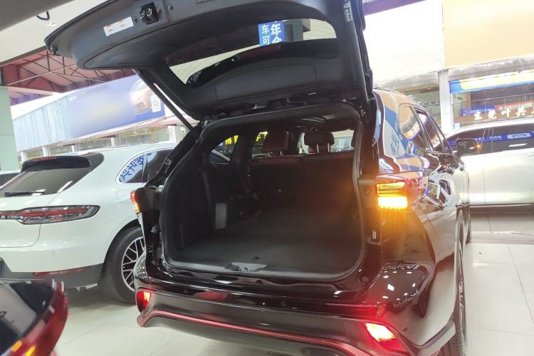 Used Toyota Crown Kluger 2021 2.5L HEV Four-Wheel Drive Flagship Edition Trunk