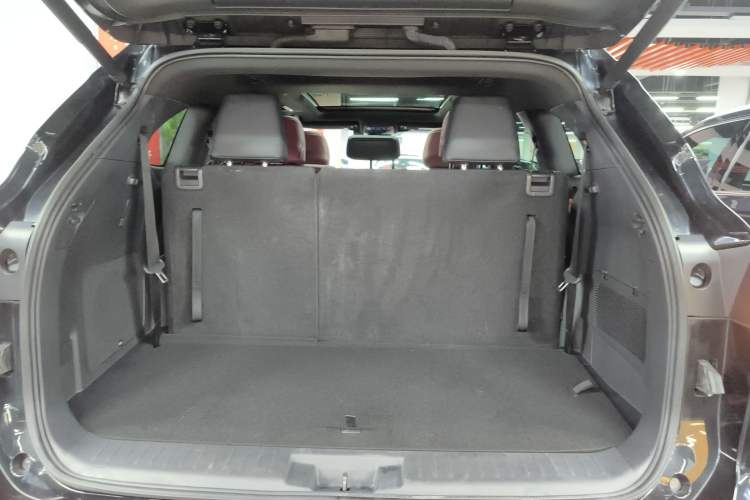 Used Toyota Crown Kluger 2021 2.5L HEV Four-Wheel Drive Flagship Edition Trunk