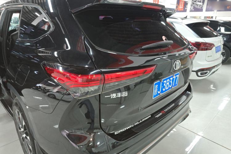 Used Toyota Crown Kluger 2021 2.5L HEV Two-Wheel Drive Entry Version Trunk