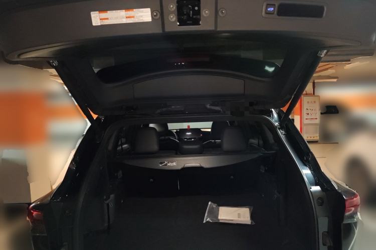 Used Toyota Crown Kluger 2021 2.5L HEV Four-Wheel Drive Premium Edition Trunk