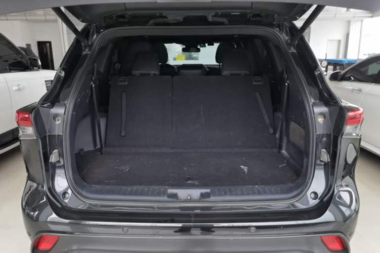 Used Toyota Crown Kluger 2021 2.5L HEV Four-Wheel Drive Luxury Edition Trunk