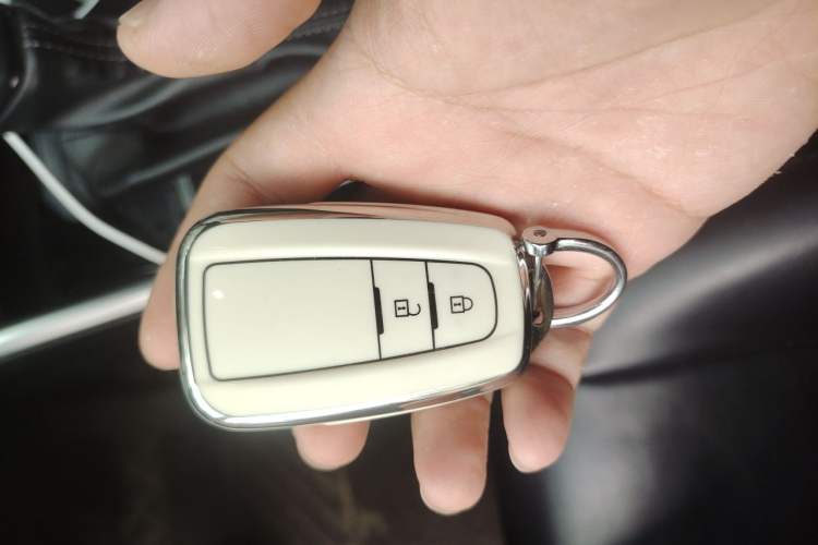 Used Toyota Crown Kluger 2021 2.5L HEV Four-Wheel Drive Elite Edition Vehicle Key