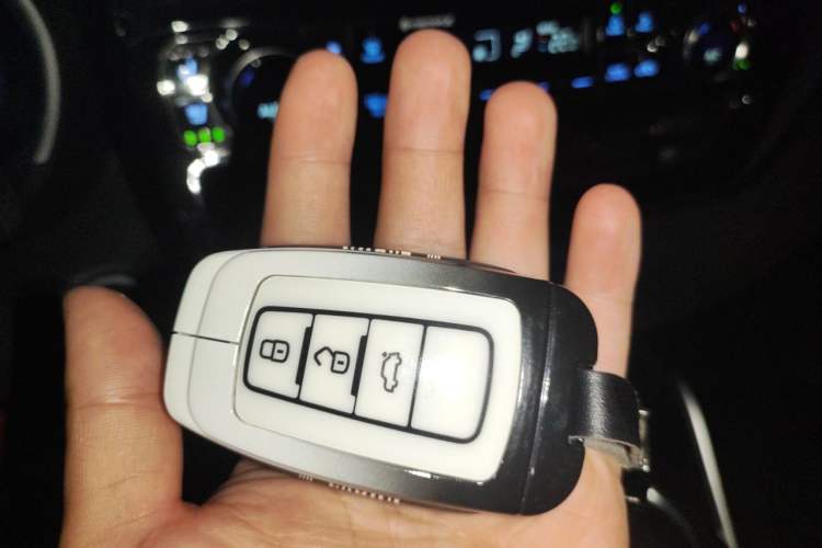 Used Toyota Crown Kluger 2021 2.5L HEV Four-Wheel Drive Flagship Edition Vehicle Key