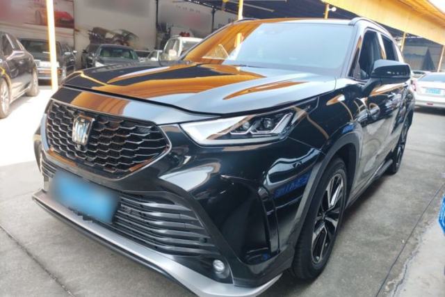 Ojetý Toyota Crown Kluger 2021 2.5L HEV Four-Wheel Drive Premium Edition