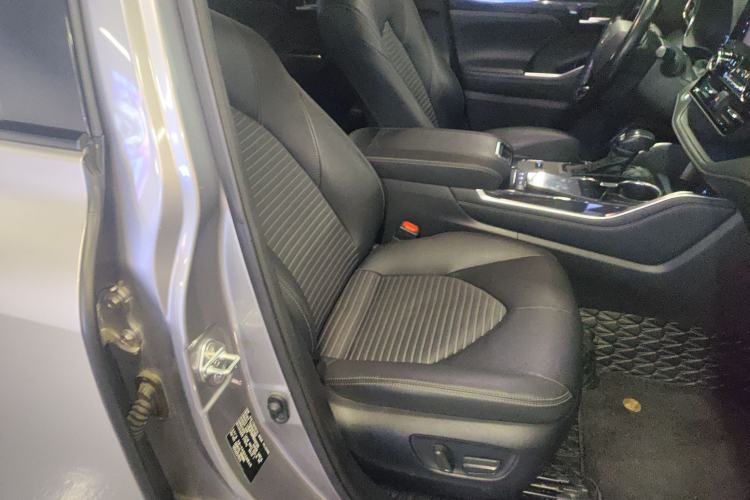 Used Toyota Crown Kluger 2021 2.5L HEV Four-Wheel Drive Luxury Edition Right Front Seat