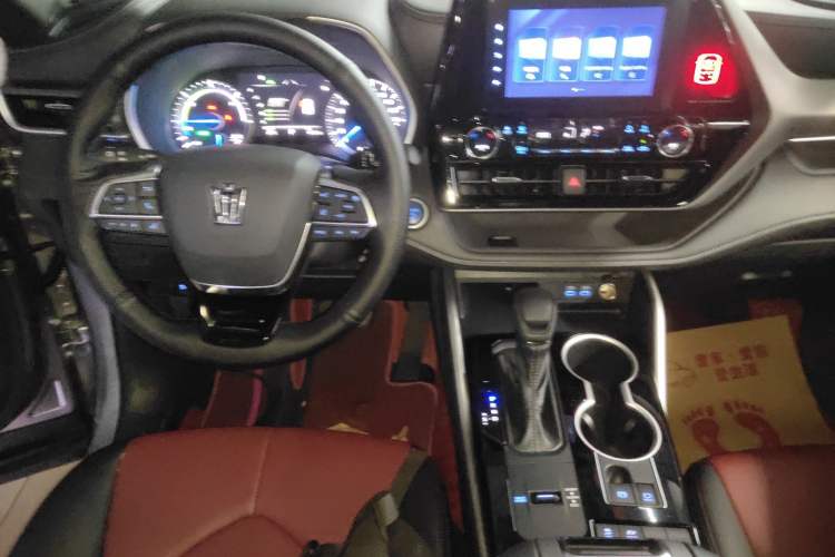 Used Toyota Crown Kluger 2021 2.5L HEV Two-Wheel Drive Elite Edition Audio And AC Panel